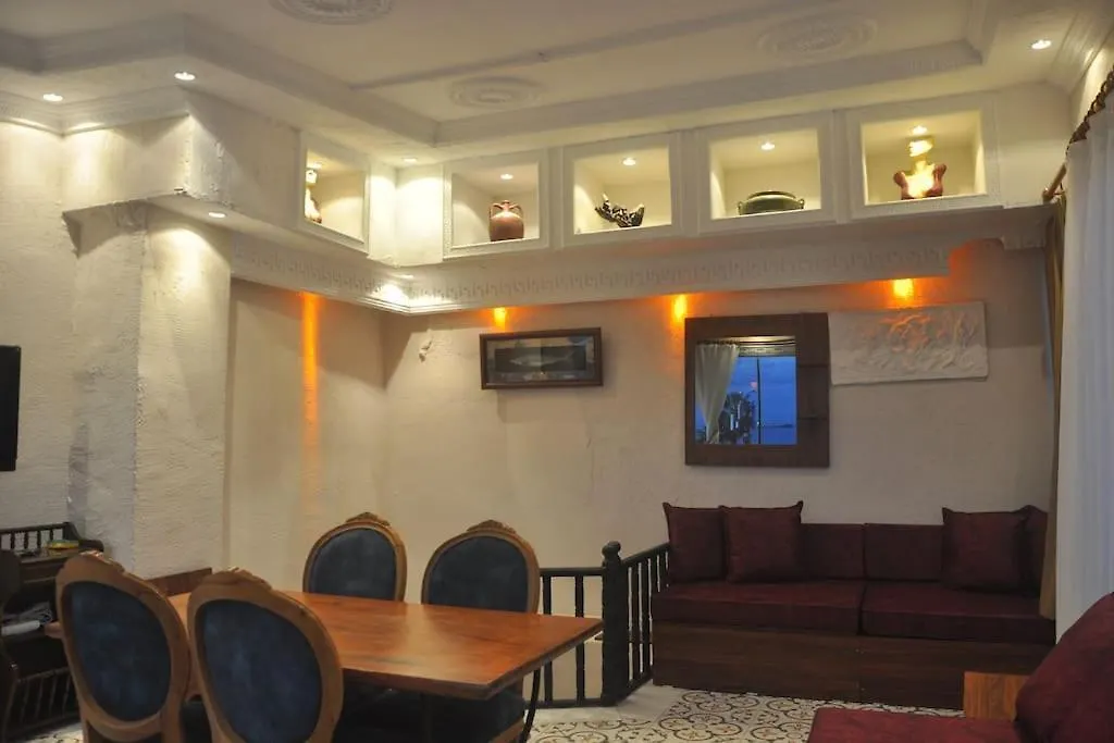 2Br Cozy Central Apartment With Amazing Sea View! Istanbul